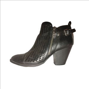 G by Guess Jerzy Booties Size 8M